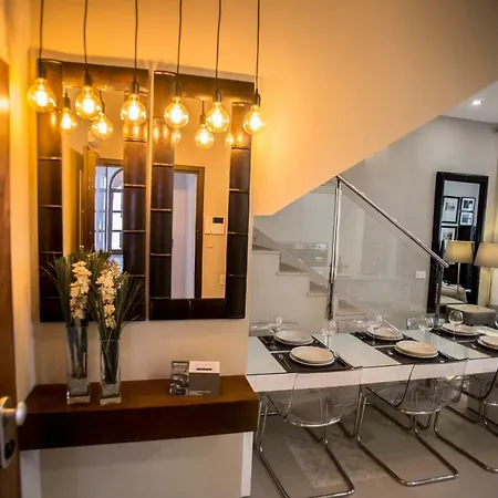 Md Casa Palacio Munoz Chaves Siglo XVIII Caces Extérieur photo
